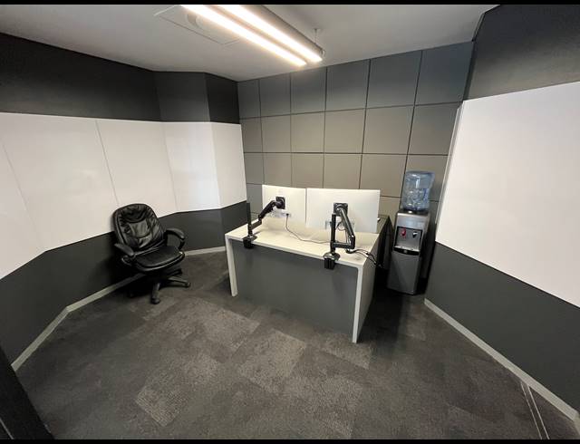 245M² OFFICE TO LET IN GARDENS